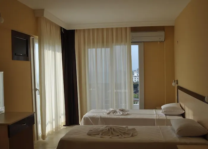 Blue Sea & كوشاداسيه